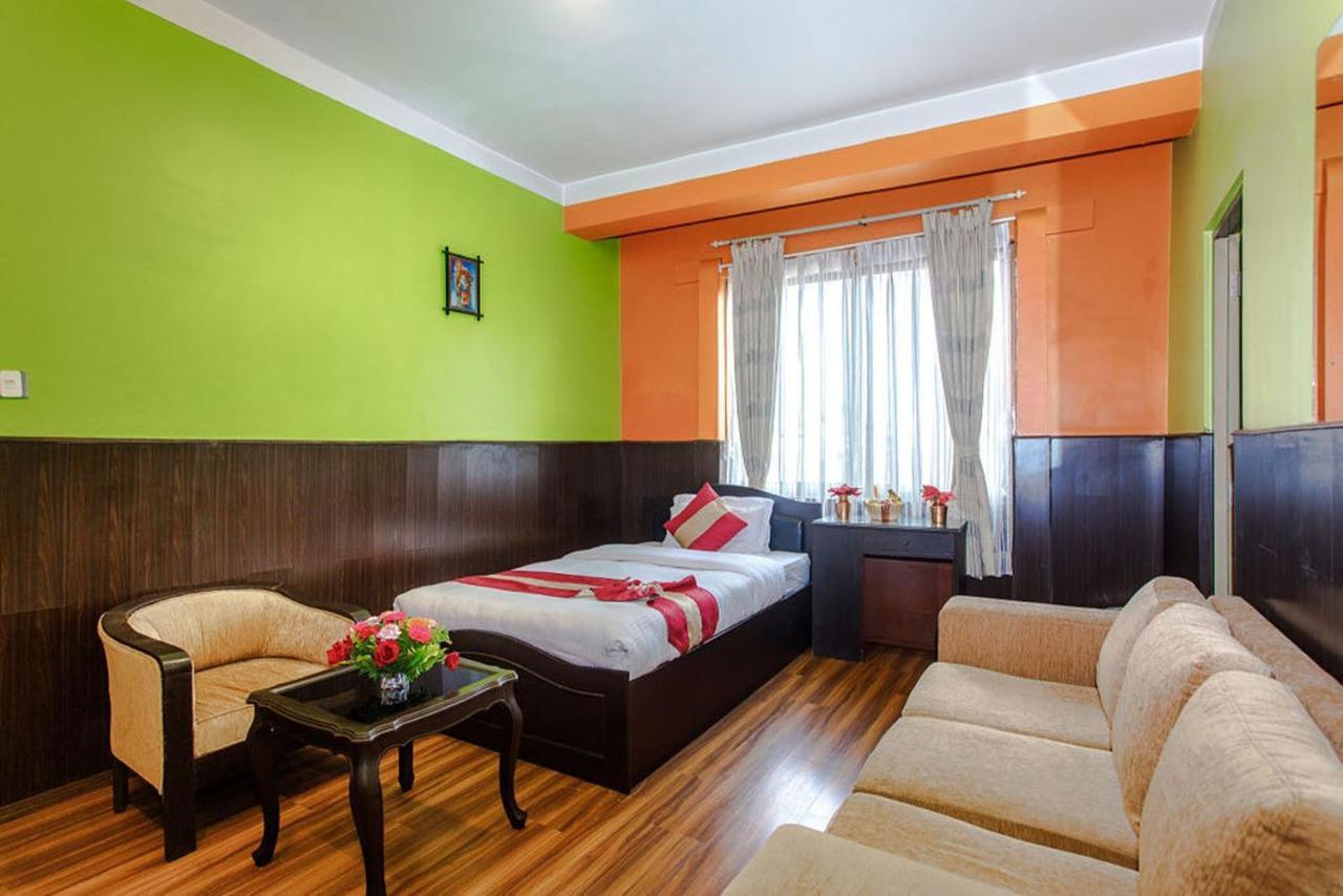 Nepalaya Hotel กาฐมาณฑุ ภายนอก รูปภาพ