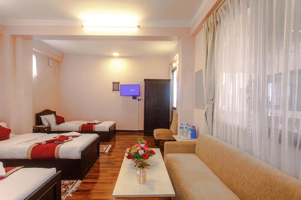 Nepalaya Hotel กาฐมาณฑุ ภายนอก รูปภาพ