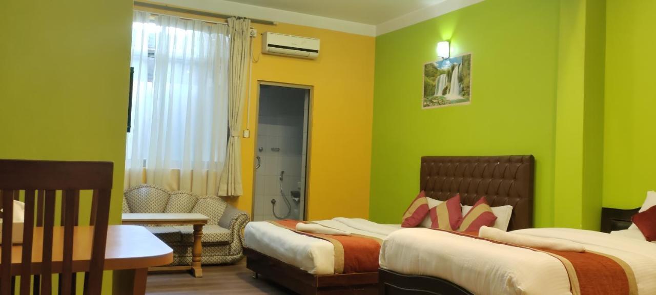 Nepalaya Hotel กาฐมาณฑุ ภายนอก รูปภาพ