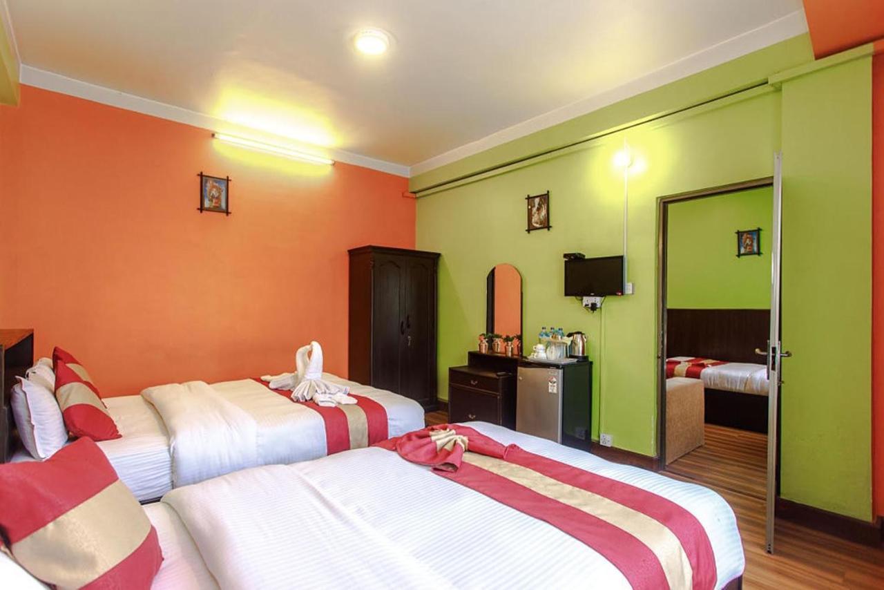 Nepalaya Hotel กาฐมาณฑุ ภายนอก รูปภาพ