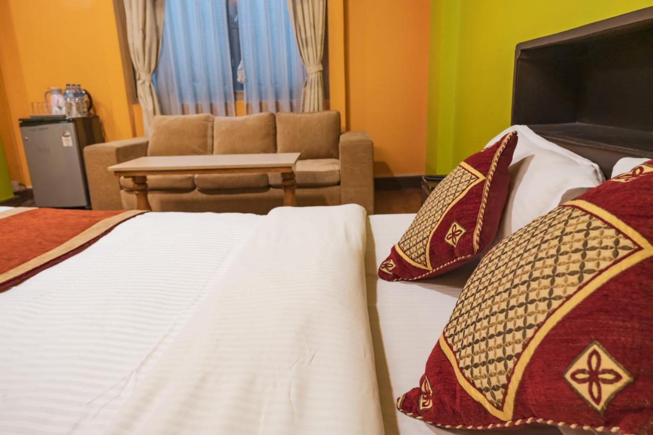 Nepalaya Hotel กาฐมาณฑุ ภายนอก รูปภาพ