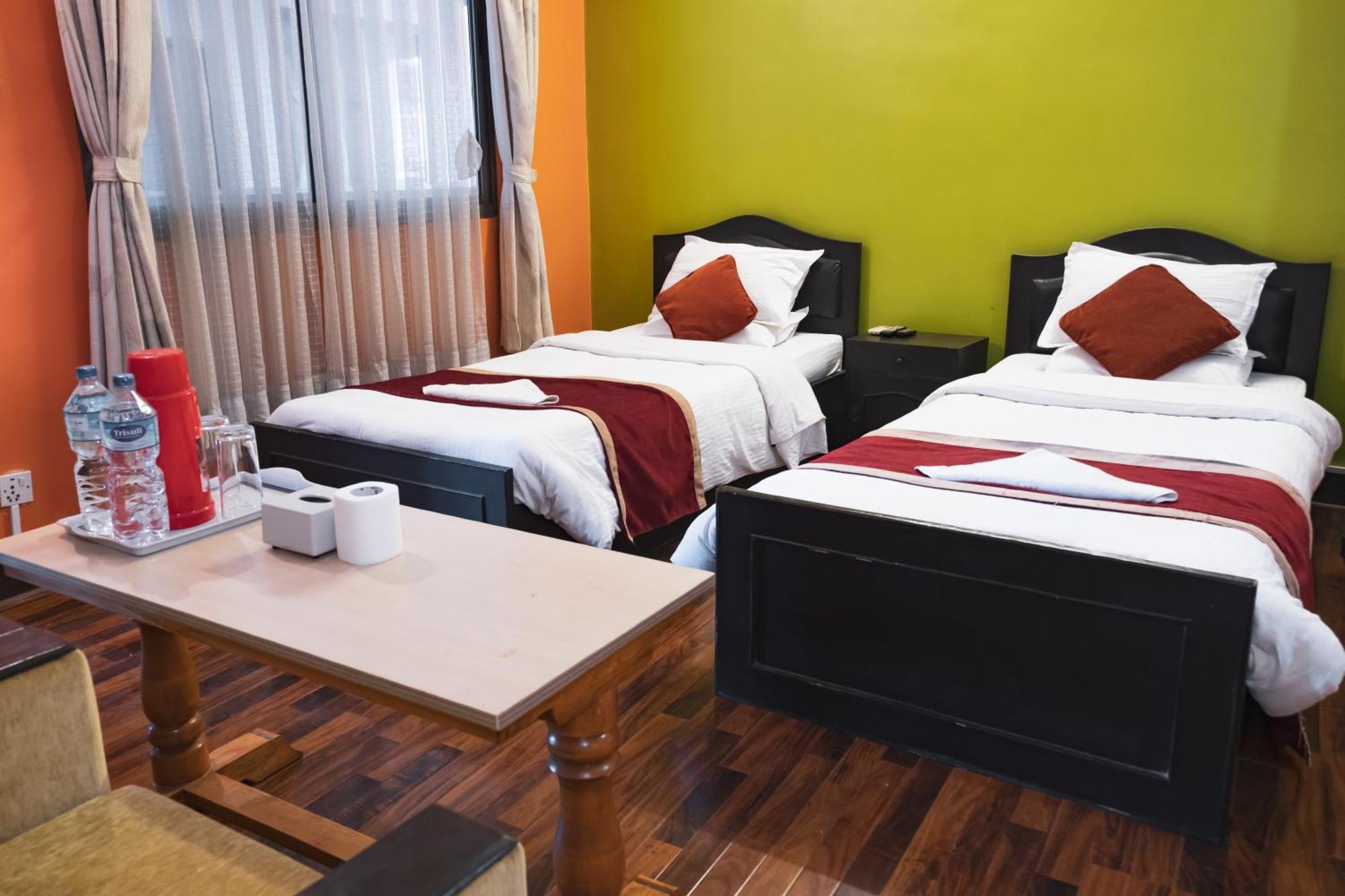 Nepalaya Hotel กาฐมาณฑุ ภายนอก รูปภาพ